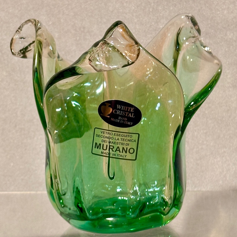 Gorgeous Murano White Cristal glass decorative art accent